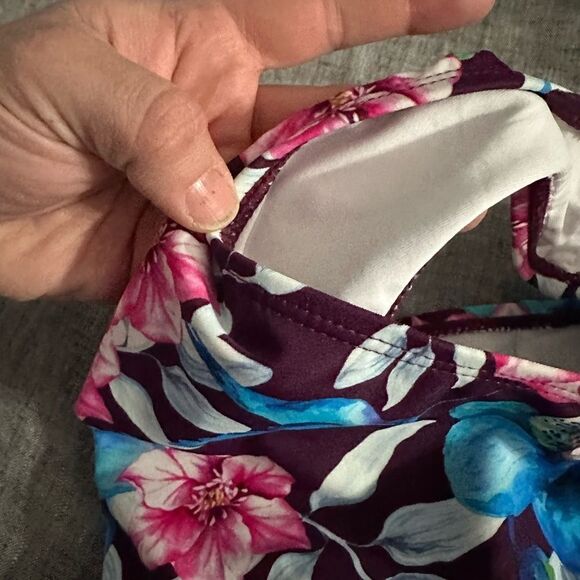 Cupshe High Rise Swim Bottoms Size Small NWT Purple Floral - Picture 8 of 8